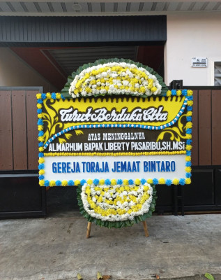 Papan Bunga Duka di Banguncipto